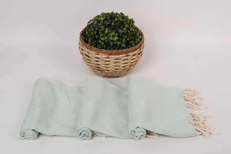 Toalla navideña, toalla de bordado, favores de bodas, toallas de baño, regalo de la madre del novio, toalla de diseño a rayas de algodón 36x18, toalla de mano personalizada - 8