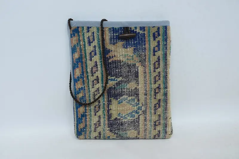 Umhängetasche aus Wolle mit Vintage-Motiv, Kelim-Tasche