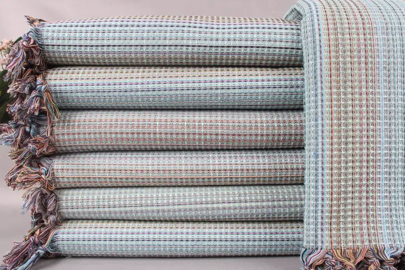 Picnic Blanket Handwoven Mint Diamond Throw 87x91 Inches