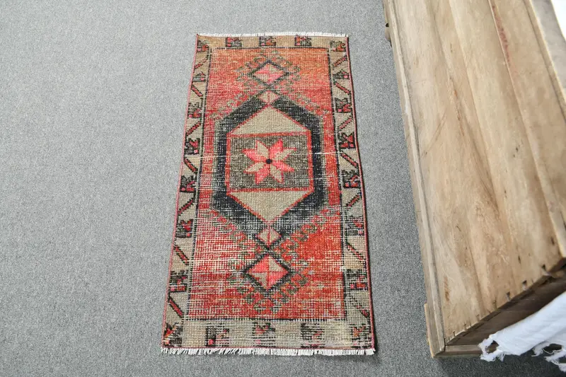 Handmade Red & Green Rug, 0.1x0.3 ft Striped Geometric
