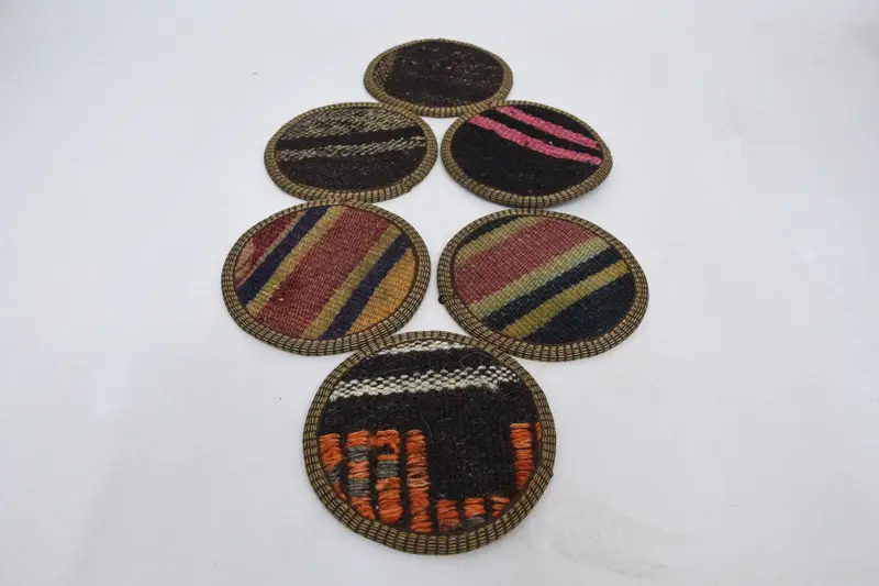 Böhmischer runder Untersetzer, 12,7 x 12,7 cm, brauner und roter Untersetzer