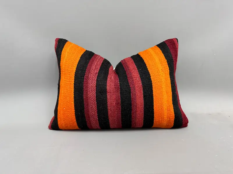 Orange & rot gestreiftes Kelim-Wurfkissen, handgefertigtes Vintage-Kissen
