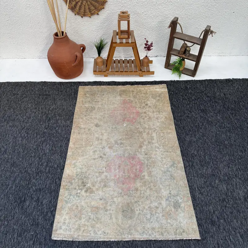 Vintage Turkish Rug, 3.6x5.6 ft Small Rug, Beige Pink Floral Wool Rug - 1