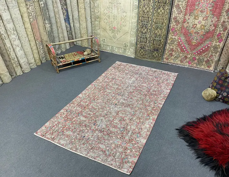Kırmızı Gökkuşağı Halı, 3,7x6,7 ft Çiçek ve Geometrik Desenli