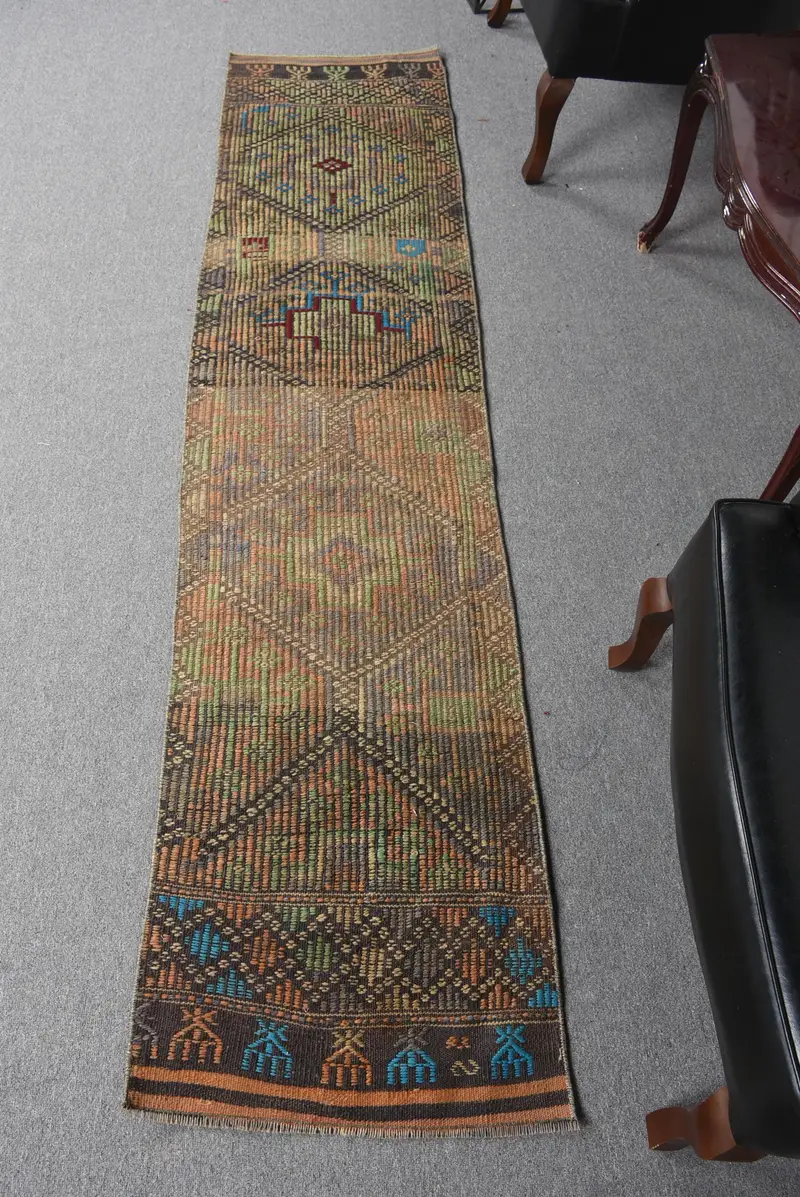 Alfombra hecha a mano en verde y naranja, 5x2,5m con lunares