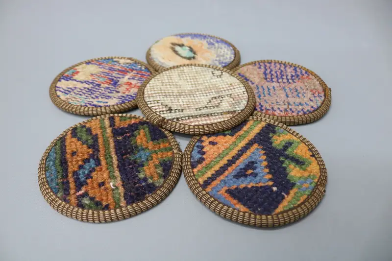 ボヘミアン オレンジ & ブロンズ ラウンド コースター、ユニークなボヘミアン コースター