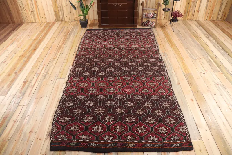 5,4 x 10,5 Fuß großer Vintage-Teppich, türkischer Teppich mit roten Pflanzen und Bäumen - 1