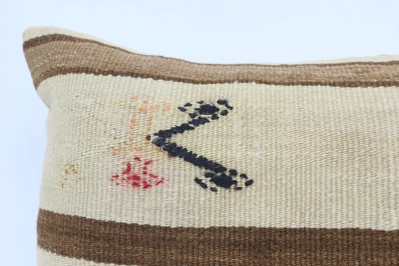 Pillow Cover, Antique Pillows, 16x24 Beige Cushion, Vintage Kilim Pillow, Ethnic Pillow Cover Pillow Cover, Turkish Kilim Pillow - 2