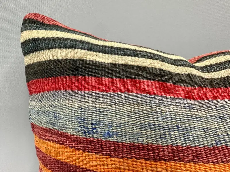 Meditation Cushion Cover, Vintage Kilim Pillow, Boho Pillow, Cushion, Knitted Pillow Sham, 18x18 Red Pillow Cover, Vintage Pillow - 5