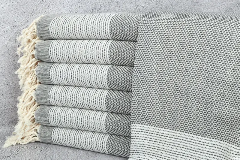Organic cotton Turkish peshtemal towel, Bridal Shower Gift, Sand-free towel, Birthday Gift, 70x40 Cotton Geometric Towel, Turkish hand towel - 1
