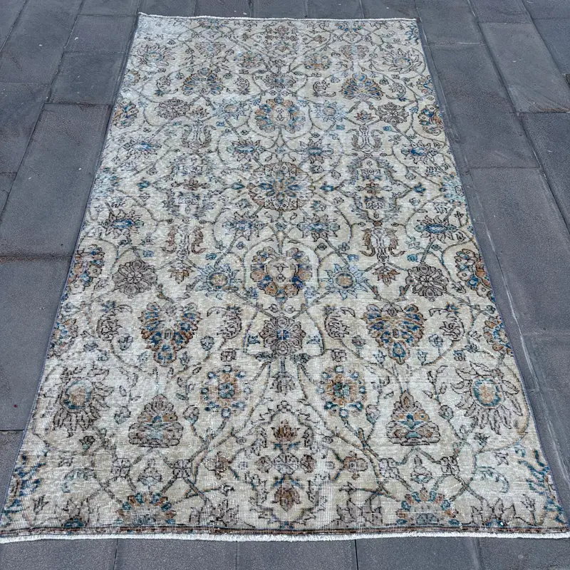 Elegant Beige & Green Rug, 4,8x8,5 ft Southwestern Design