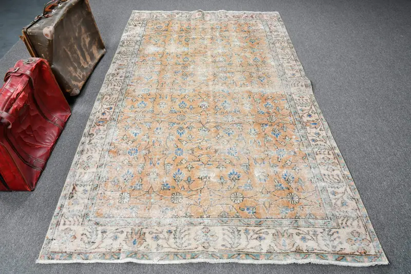Türk Halısı, Büyük 4.8x8.4 ft Vintage Halı, Mavi Hayvan Baskılı Yün Halı - 1