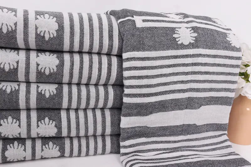Boho Throw Blankets, Anniversary Gift For Her, Turkish Towel Beach Blanket, Wedding Favors, 84x60 Cotton Patterned Towel, Woven Blanket - 2