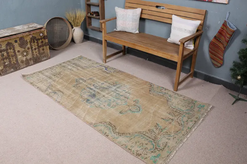 ベージュ & グリーンの水玉模様のラグ、3.4x7.1 フィートのシックな装飾