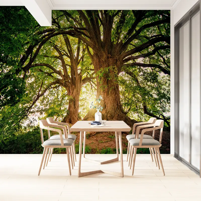 Bedruckte Tapete mit Waldblick: Die Eleganz der Natur in jedem Raum