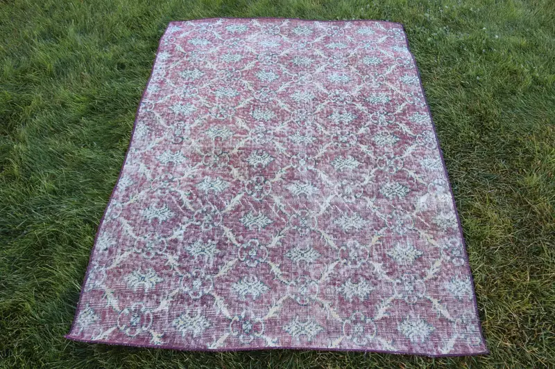 Vintage Oushak Accent Halı 3,8x5,3 ft (115x162 cm), Türk Kırmızı Bordürlü Yün Halı - 1