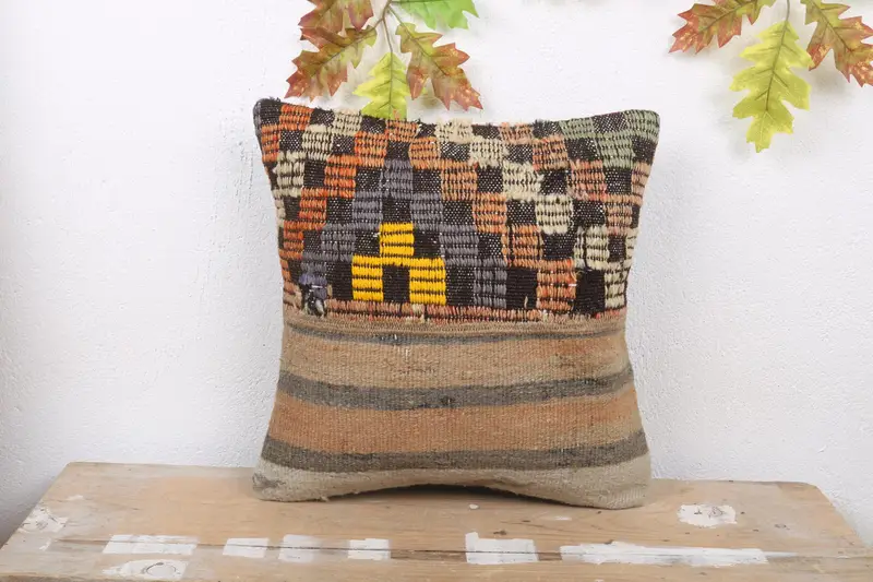 Beige & Orange Patchwork Kissen, handgemachtes besticktes Kissen