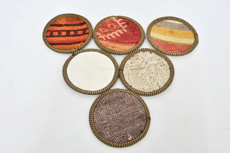 ボヘミアンラウンドコースター、白とオレンジの織りコースター
