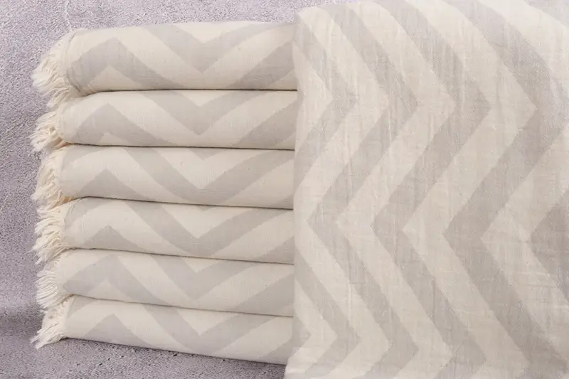 Custom Gift, Guest Towel, Travel towel, Large Turkish Towel, Gift For Coworker, Florida Bachelorette Party Favors, 70x40 Cotton Zigzag Design Towel - 1