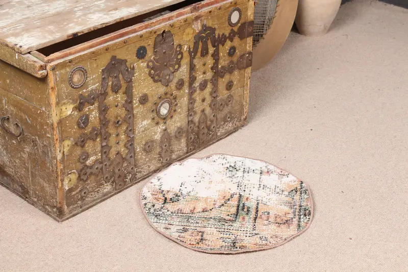 Turuncu ve Yeşil Halı, 1,7x1,6 ft Soyut Tasarım