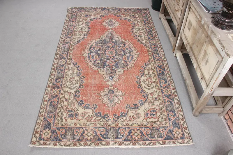 El Yapımı Kırmızı & Mavi Kareli Halı, 3,1x6,9 ft