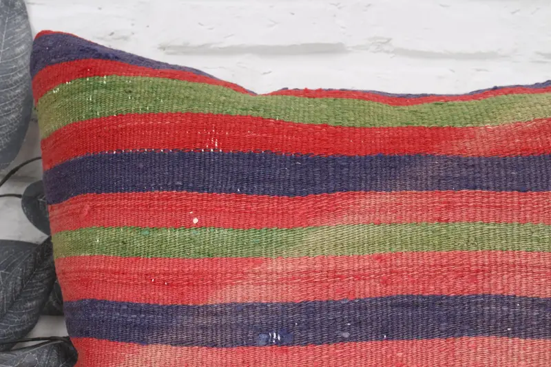 Cushion Case, Throw Kilim Pillow, Vintage Pillow, 20x20 Red Pillow, Ethnical Kilim Rug Pillow, Vintage Pillow Sham, Living Room Throw Cushion Case - 2
