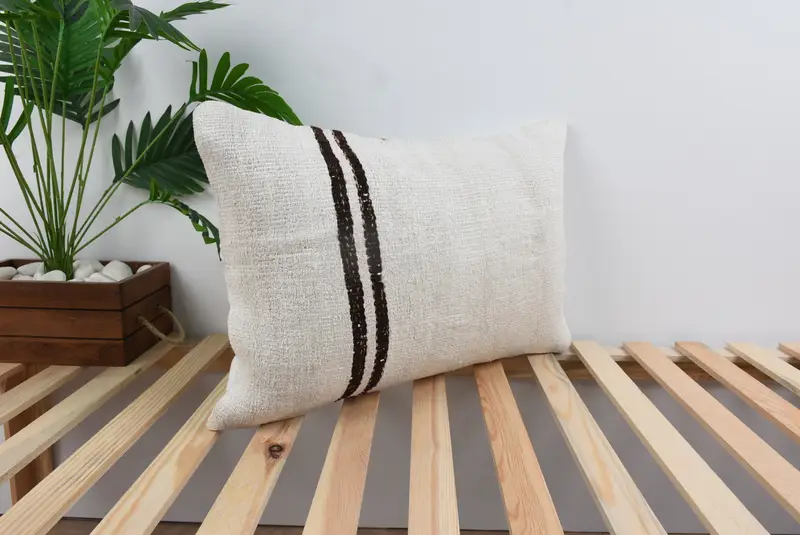 Kilim Pillow Cover, Cushion, Ethnical Kilim Rug Pillow, Vintage Kilim Pillow, 16x24 White Pillow Case, Indoor Cushion Case - 4