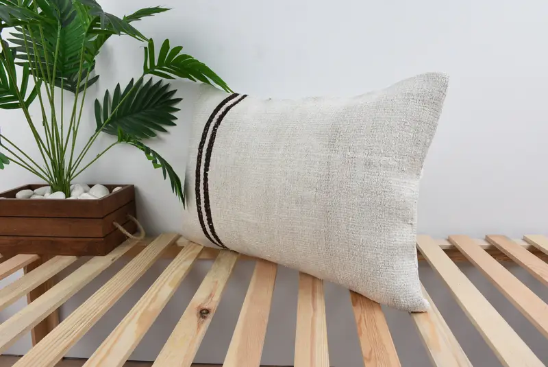 Kilim Pillow Cover, Cushion, Ethnical Kilim Rug Pillow, Vintage Kilim Pillow, 16x24 White Pillow Case, Indoor Cushion Case - 5