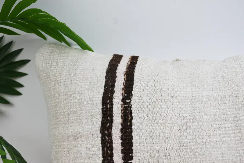 Kilim Pillow Cover, Cushion, Ethnical Kilim Rug Pillow, Vintage Kilim Pillow, 16x24 White Pillow Case, Indoor Cushion Case - 2