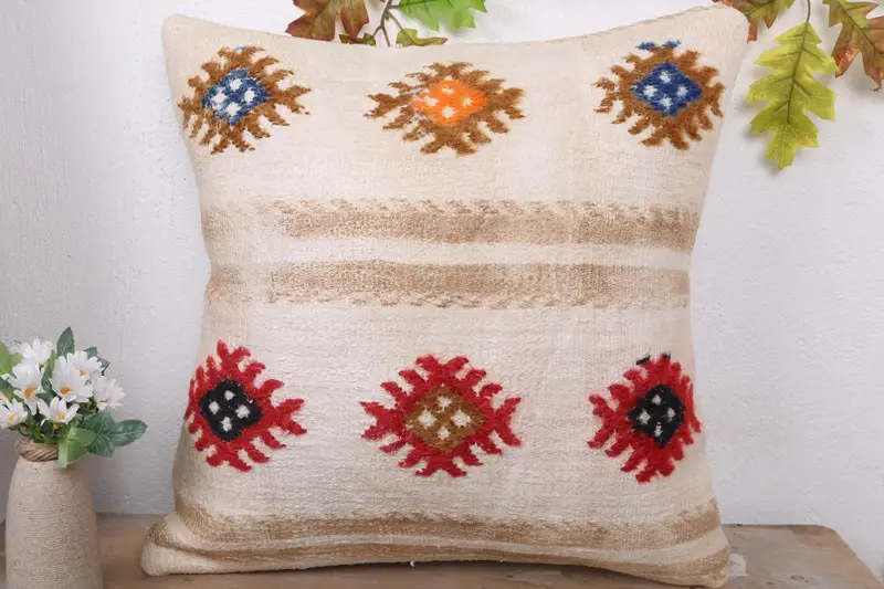 Pillow for Couch, Retro Throw Pillow, 20x20 White Pillow Cover, Kilim Cushion Sham, Pillow Case, Boho Pillow, Sofa Pillow Cover - 2