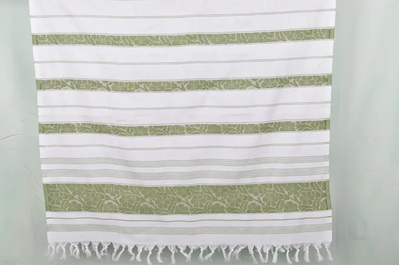 Personalized Turkish Towel Daisy Design, Green Cotton, 40x71 Inches