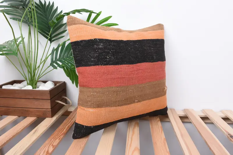 18x18 Red Cushion Cover, Pillow for Couch, Ethnical Kilim Rug Pillow, Vintage Kilim Pillow, Cushion Cover, Patio Cushion - 4