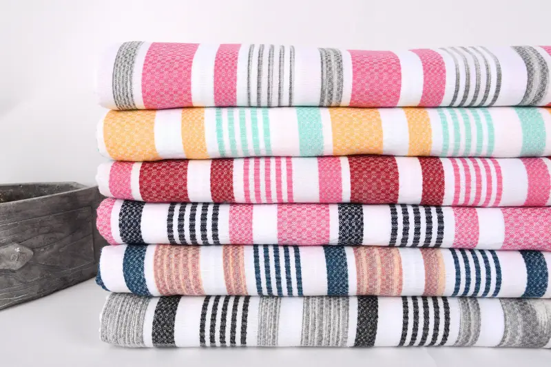 Türk plaj havlu monogram, plaj havlu hediyesi, kişiselleştirilmiş düğün hediyesi, 70x36 pamuklu çizgili havlu, bebek bebek hediyesi, Bachelorette Party Hediye - 2