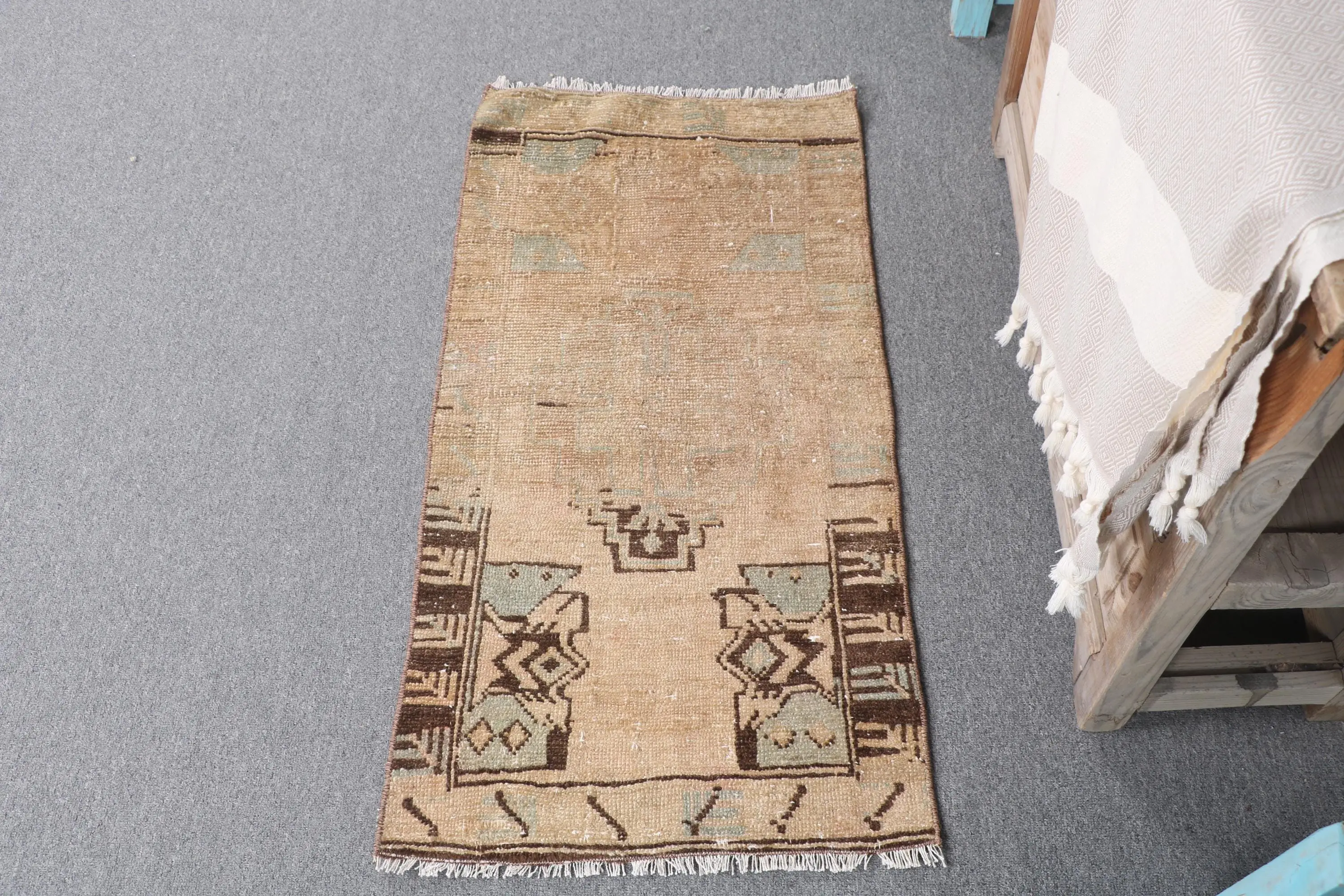 1.7x3.2 ft Vintage Small Rug, Brown Gray Turkish Bordered Wool Rug - 1