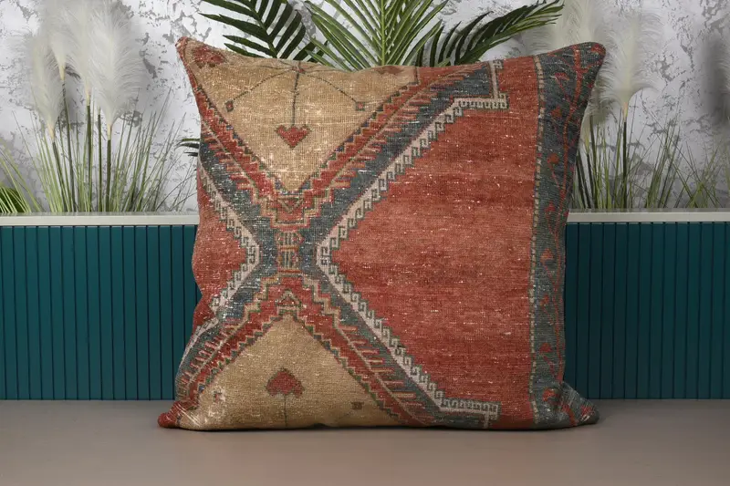 Kırmızı Güneybatı Nakışlı Yastık, 32x32 El Yapımı Kırlent