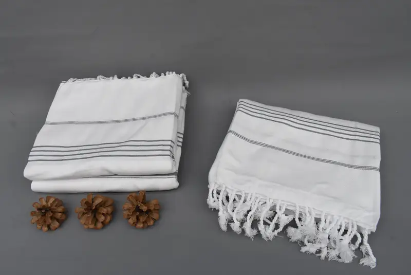 Bestes Hochzeitsgeschenk, monogrammiertes Strandtuch, handgefertigt - 7