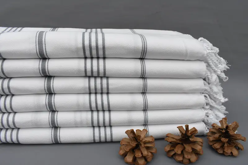 Bestes Hochzeitsgeschenk, monogrammiertes Strandtuch, handgefertigt - 2