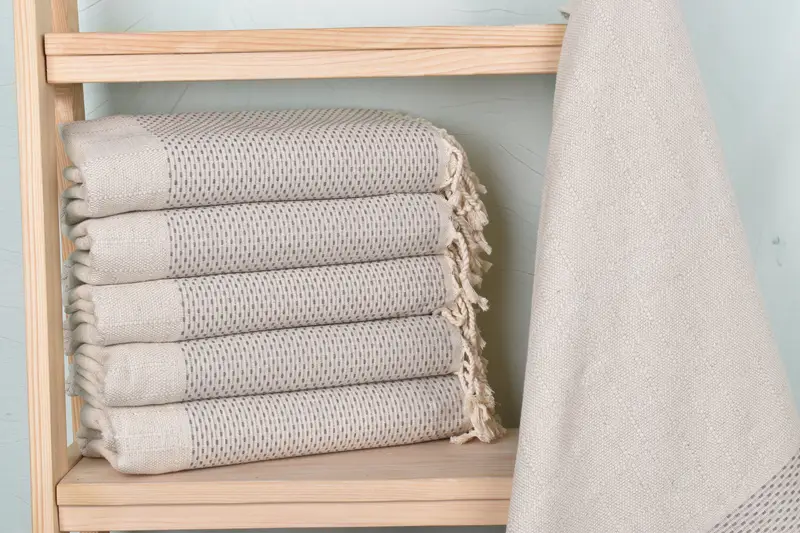 Wedding Anniversary Gift, Holiday Towel, Hammam Towel USA, Luxury towel, Summer Gift, 70x40 Cotton Polka Dot Towel, Gift For Coworker, Bath towel - 2