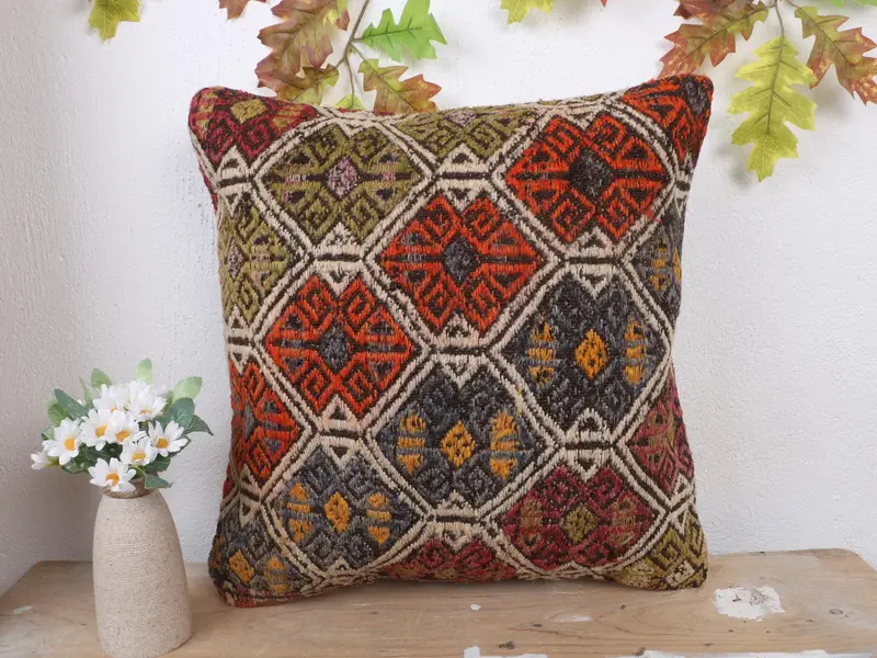 Almohada de tiro Kilim bordado rojo, cojín hecho a mano de 18x18