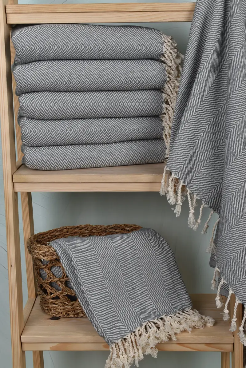 Sand-free peshtemal towel for the beach, Monogram Beach Towel, Spa Towel, Wedding Gift, Spa Gift, Bridal Shower Gift, 70x40 Cotton Chevron Towel - 3