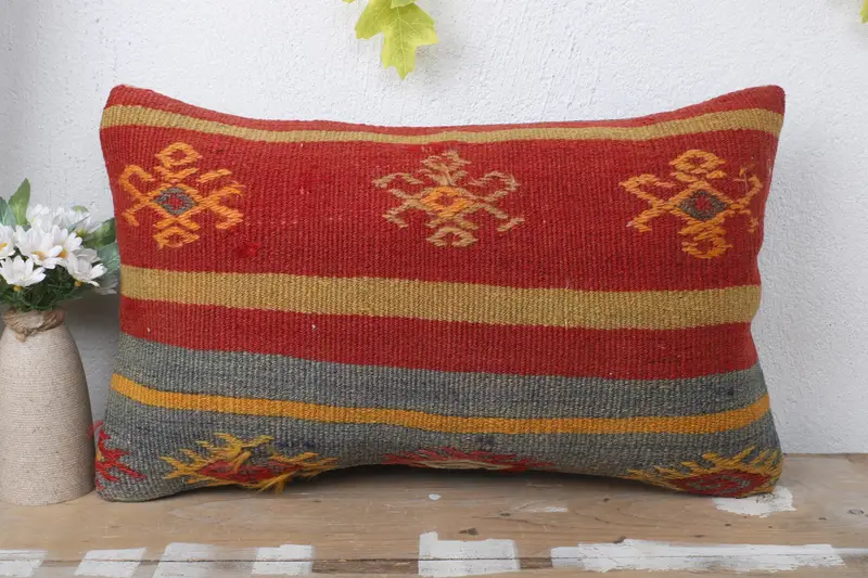 Vintage Pillow, Interior Designer Pillow, Gift Pillow, Colorful Pillow Cover, Decorative Pillow Cover, Pillow Case, 12x20 Red Cushion - 2