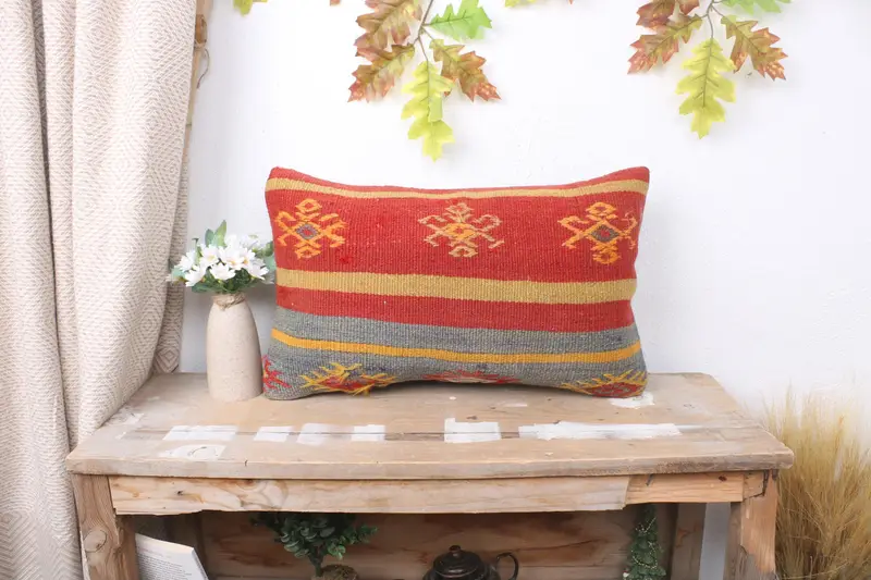 Vintage Pillow, Interior Designer Pillow, Gift Pillow, Colorful Pillow Cover, Decorative Pillow Cover, Pillow Case, 12x20 Red Cushion - 1