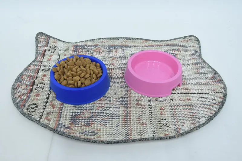 Bohemian Beige & Bronze Round Wool Placemat, Traditional Bohemian Placemat