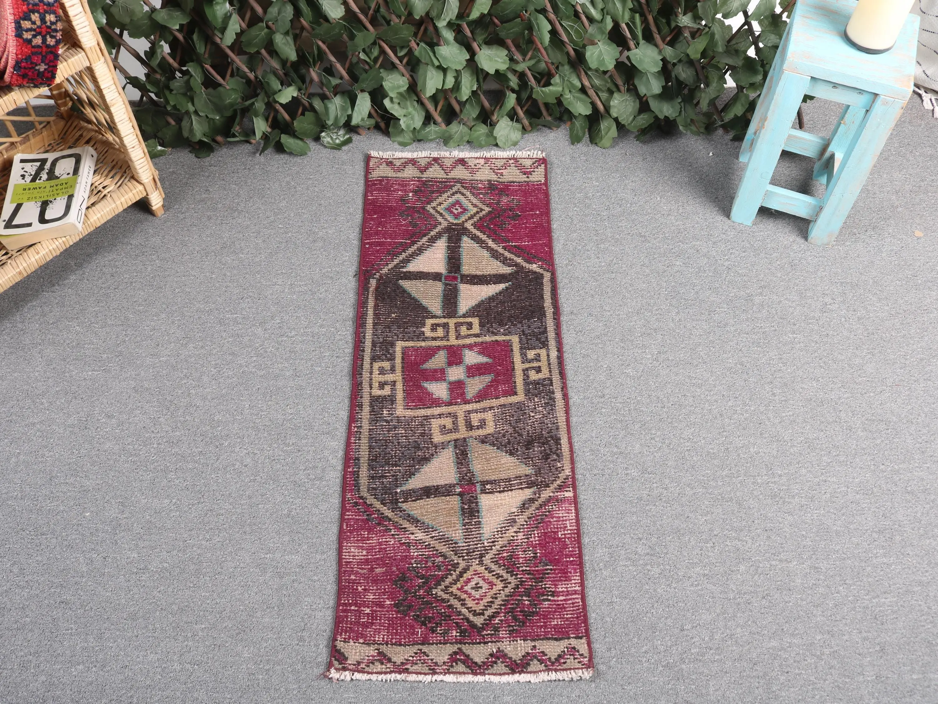 Vintage Turkish Small Rug 1.1x3.2 ft, Red Southwestern Rug Wool - 1