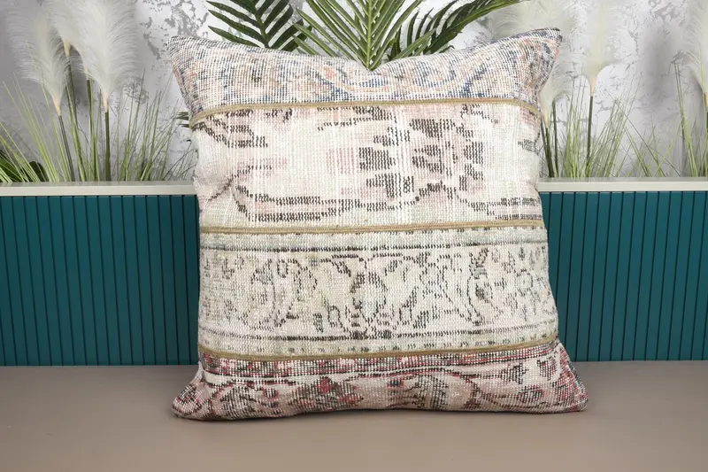 Beige & braunes Patchwork-Wurfkissen, handgefertigtes besticktes Kissen