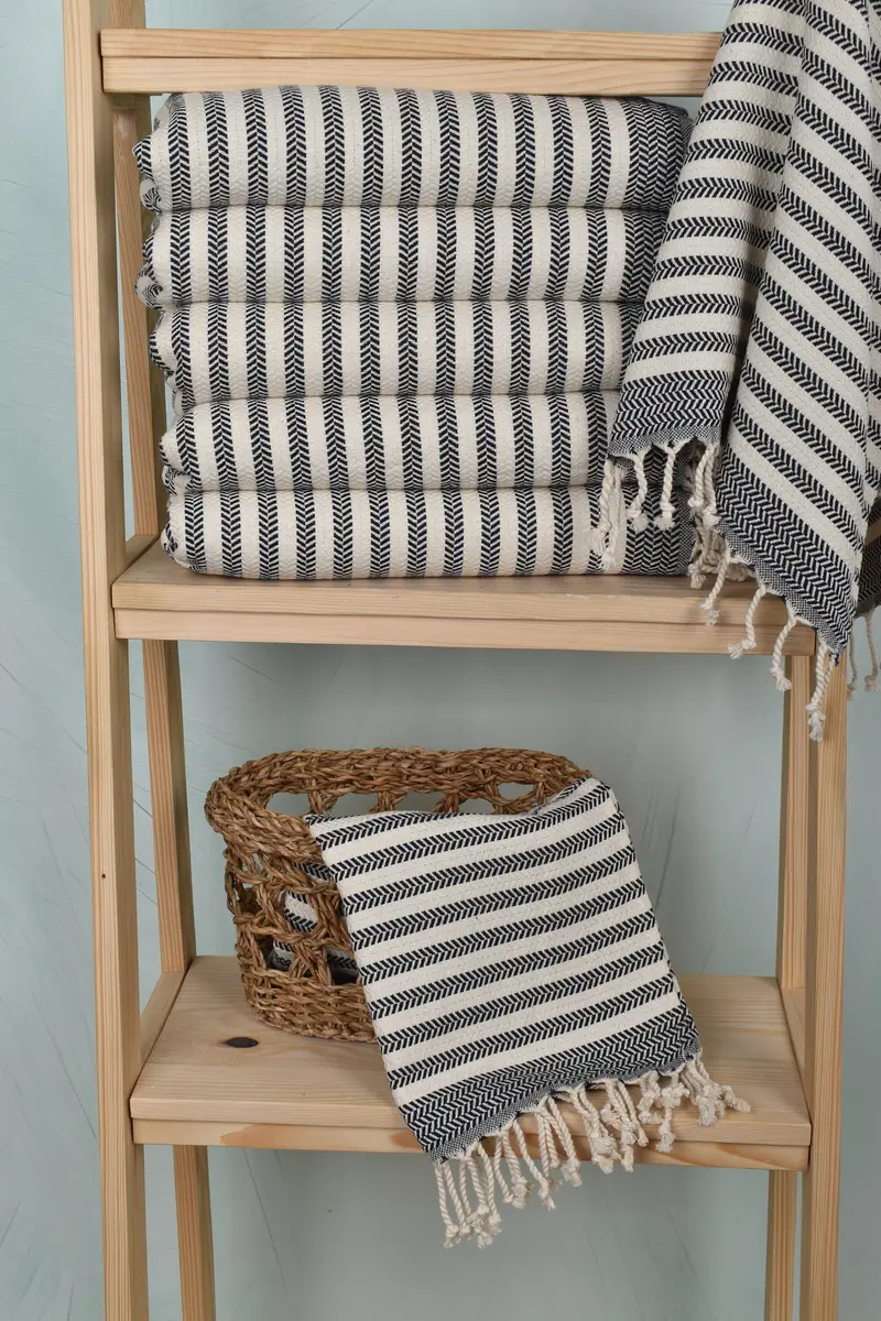 Small Bath Towels, Spa Towel, Kitchen Towel, Wedding Day Gift For Bride, Gift For The Home Decor, Monogrammed Hand Towel, 40x18 Cotton Chevron Towel - 3