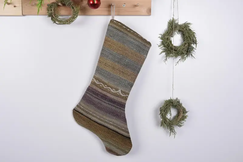 Şenlikli Noel Süsleri Deseni, 19 İnç Noel Çorabı