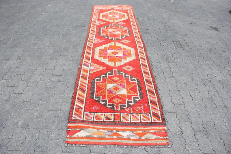 Vintage 2.8x11.6 ft Halı, Runner Türk Halısı, Kırmızı Soyut Yün Halı - 1