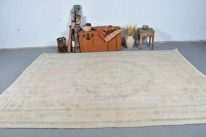 Zarif Bej Fas Halısı, Siyah Desenli 7,8x11 ft