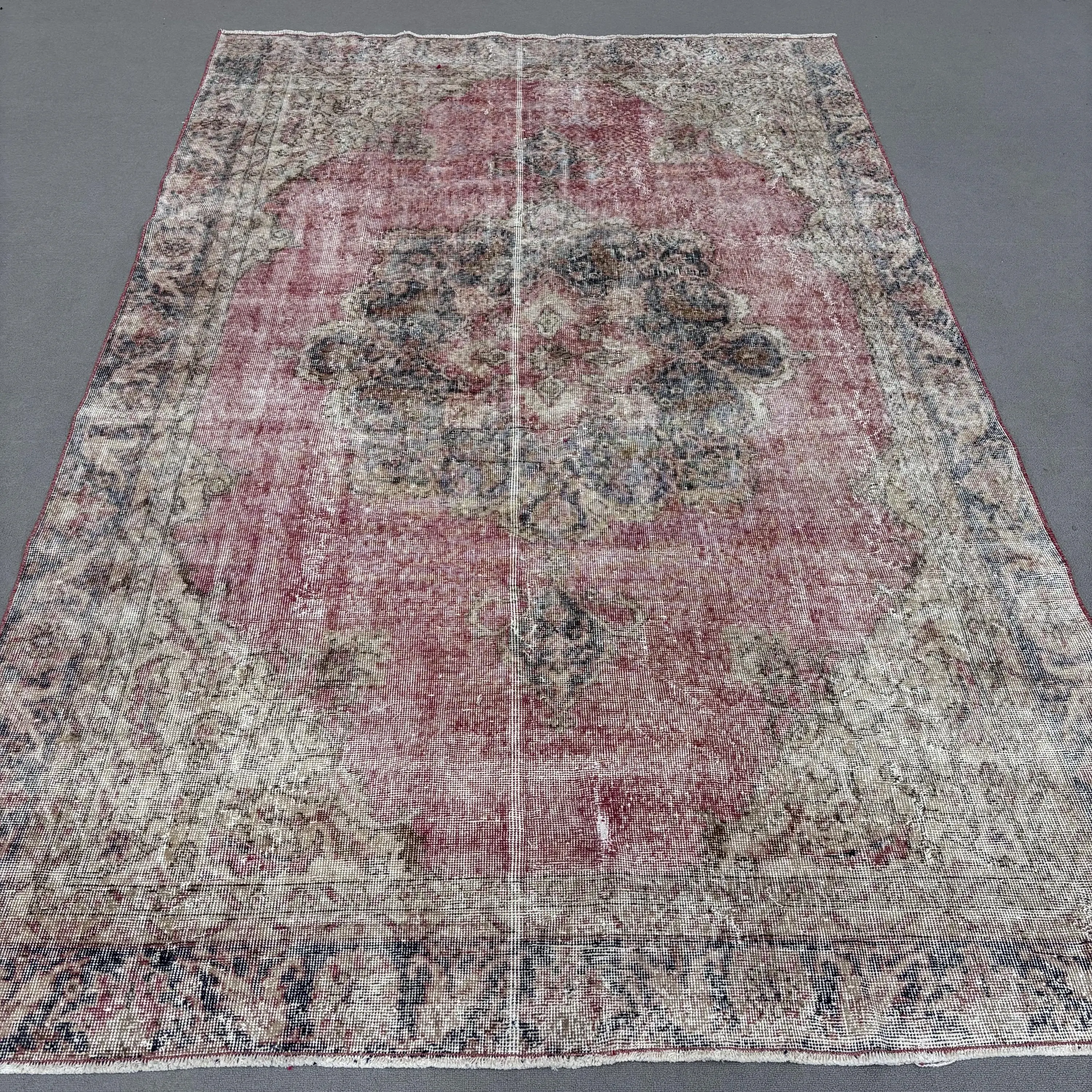 Großer türkischer Vintage-Teppich 6,2 x 9,4 Fuß, rot-blauer Teppich mit Rand - 1